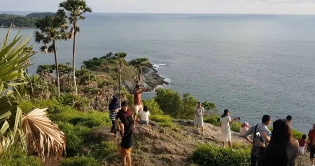 ศบค. เตรียมเปิด ‘ภูเก็ต’ รับ นทท.ต่างชาติ ฉีดวัคซีนโควิด-19 แล้ว ไม่ต้องกักตัว 1 ก.ค.นี้