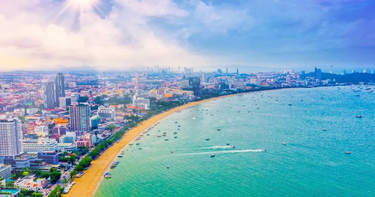 ไทยเปิดรับ นทท. 1 เม.ย.นี้ นำร่อง 5 จังหวัดแรก เปิดประเทศเต็มรูปแบบต้นปี 2565