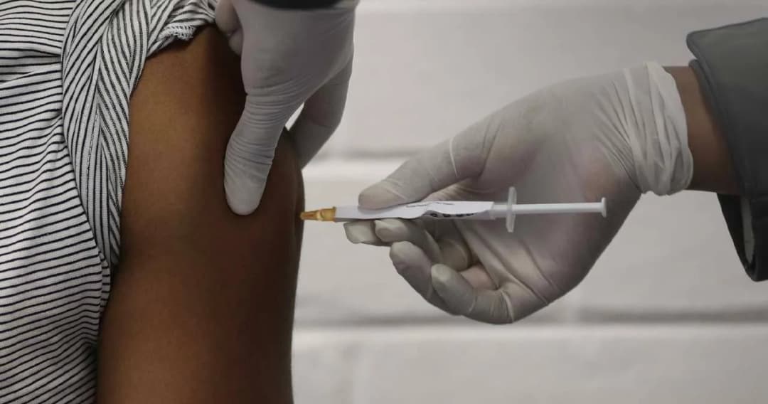 นายกฯ ห่วง ปชช. สั่งเร่งฉีด วัคซีนโควิด-19 ขอให้มั่นใจ ไทยควบคุม-ลดจำนวนผู้ป่วยได้