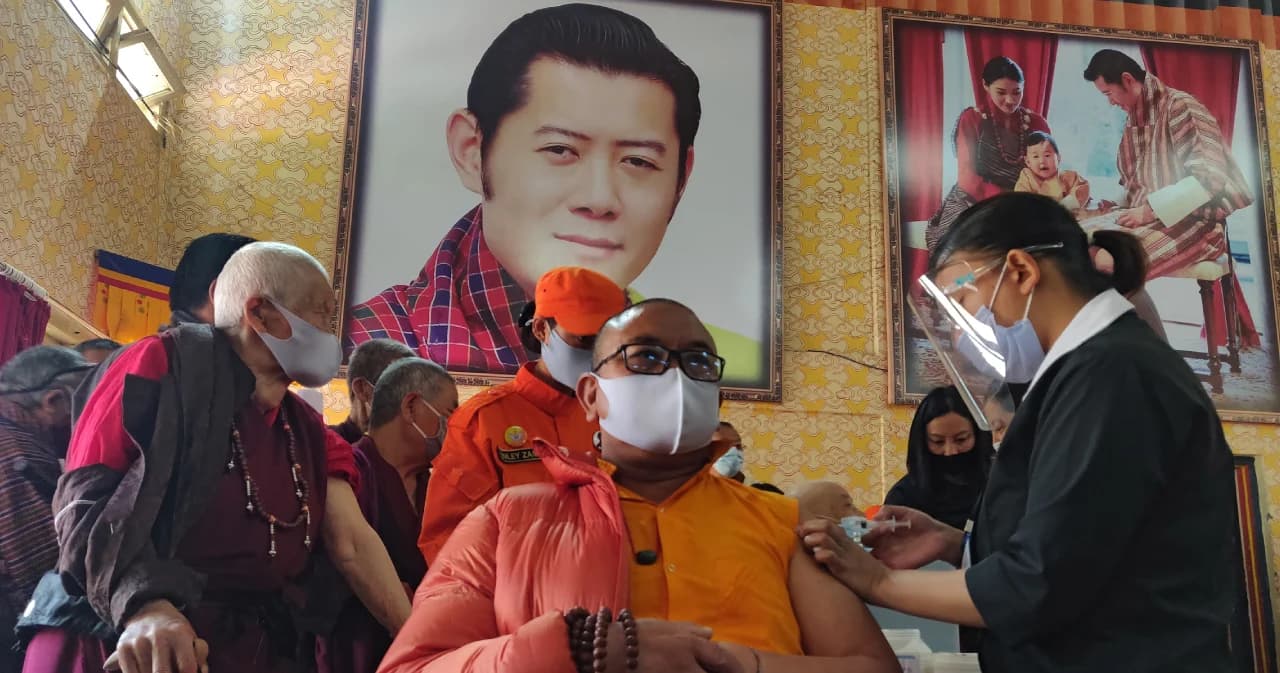 ภูฏานใช้เวลา 16 วัน ฉีดวัคซีนให้ผู้ใหญ่ทั่วประเทศ 93%