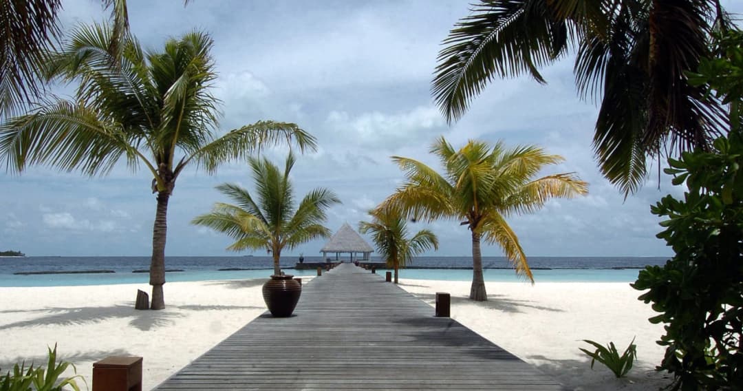 มัลดีฟส์เปิดข้อเสนอ ‘ท่องเที่ยว+วัคซีน’ ครบ จบ ในทริปเดียว