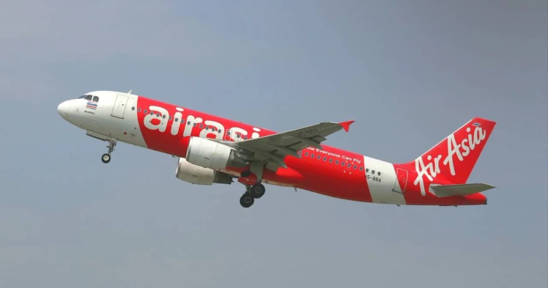 ‘ไทยแอร์เอเชีย’ แจ้งข่าวดีพนักงาน บริษัทรอดไปอีกอย่างน้อย 3 ปี หลังบอร์ดอนุมัติแผนปรับโครงสร้าง