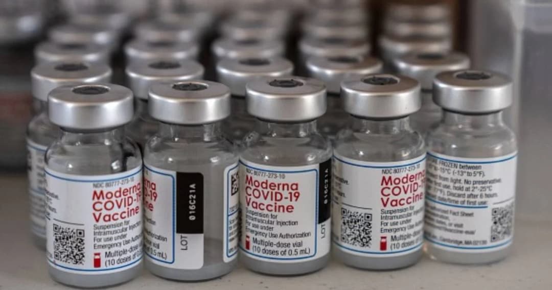 ‘อนุทิน’ หารือตัวแทน ‘โมเดอร์นา’ ชี้ขายให้รัฐบาลเท่านั้น อย. คาด ขึ้นทะเบียน พ.ค. นี้