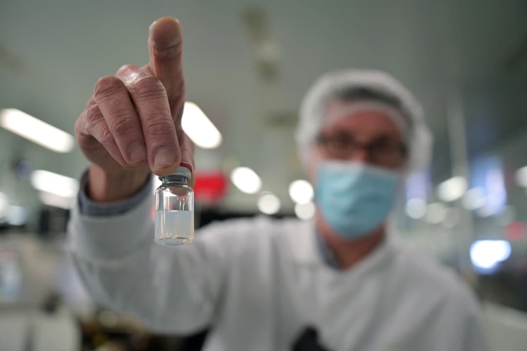 อภ.ยันการจัดซื้อวัคซีนโควิด-19 ยังไม่ได้ตั้งราคาขาย ด้านผู้บริหาร รพ.ธนบุรี ขอโทษที่พาดพิง