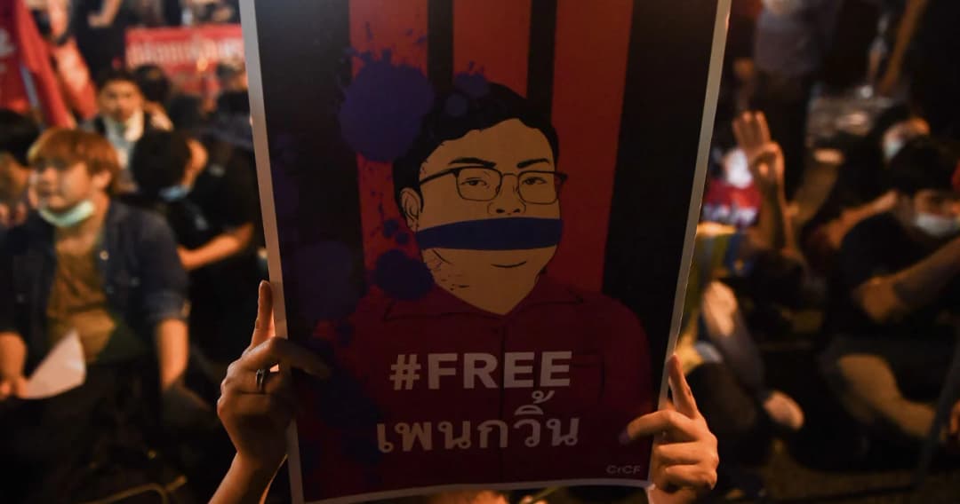 สรุป คดีเพนกวิน จากม็อบสู่อดอาหาร ศาลไม่ให้ประกัน 7 หน