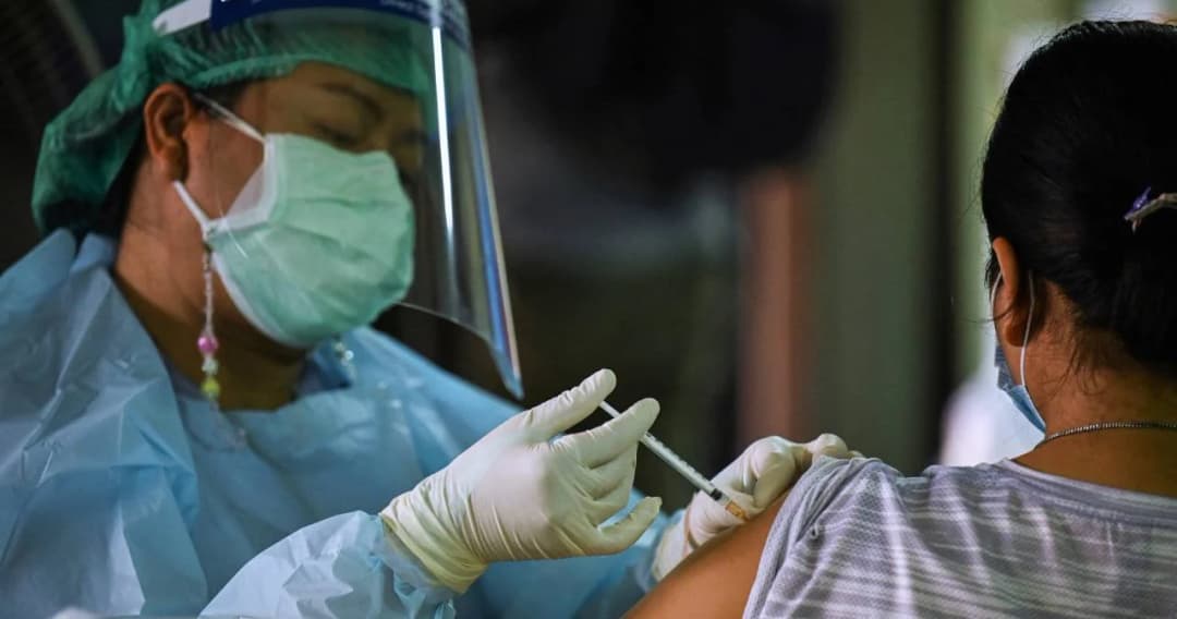 ‘สมชาย’ เรียกร้องนายกฯ ปรับแผนฉีดวัคซีนโควิด-19 ปชช. ทุกวัยทันที