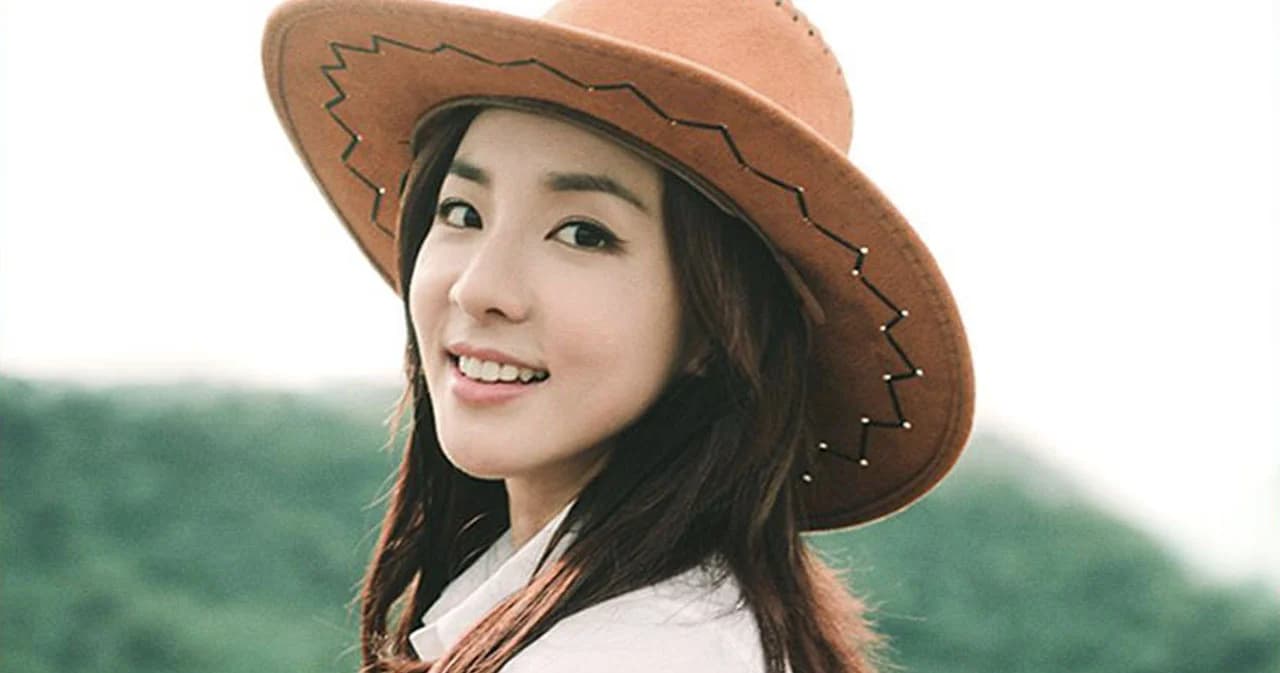 ‘ซานดาร่า พัค’ โพสต์เปิดใจครั้งแรกหลังตัดสินใจไม่ต่อสัญญากับ YG พร้อมฉลองครบรอบ 12 ปี ‘2NE1’