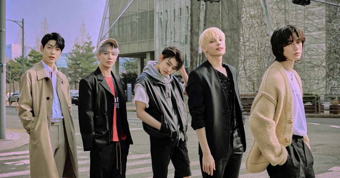 ‘TXT’ ส่งอัลบั้ม ‘The Chaos Chapter: FREEZE’ ทะยานเปิดตัวอันดับ 5 บน ‘Billboard 200’