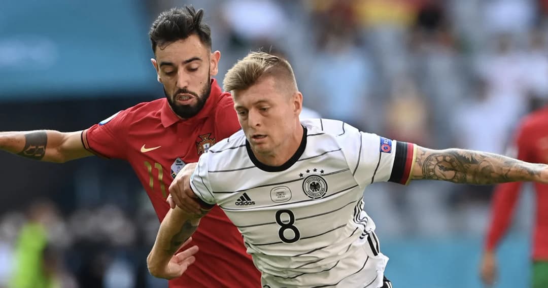 ไนกี้-อาดิดาส สองยักษ์ใหญ่ ศึกหมื่นล้านฟุตบอลยูโร 2020