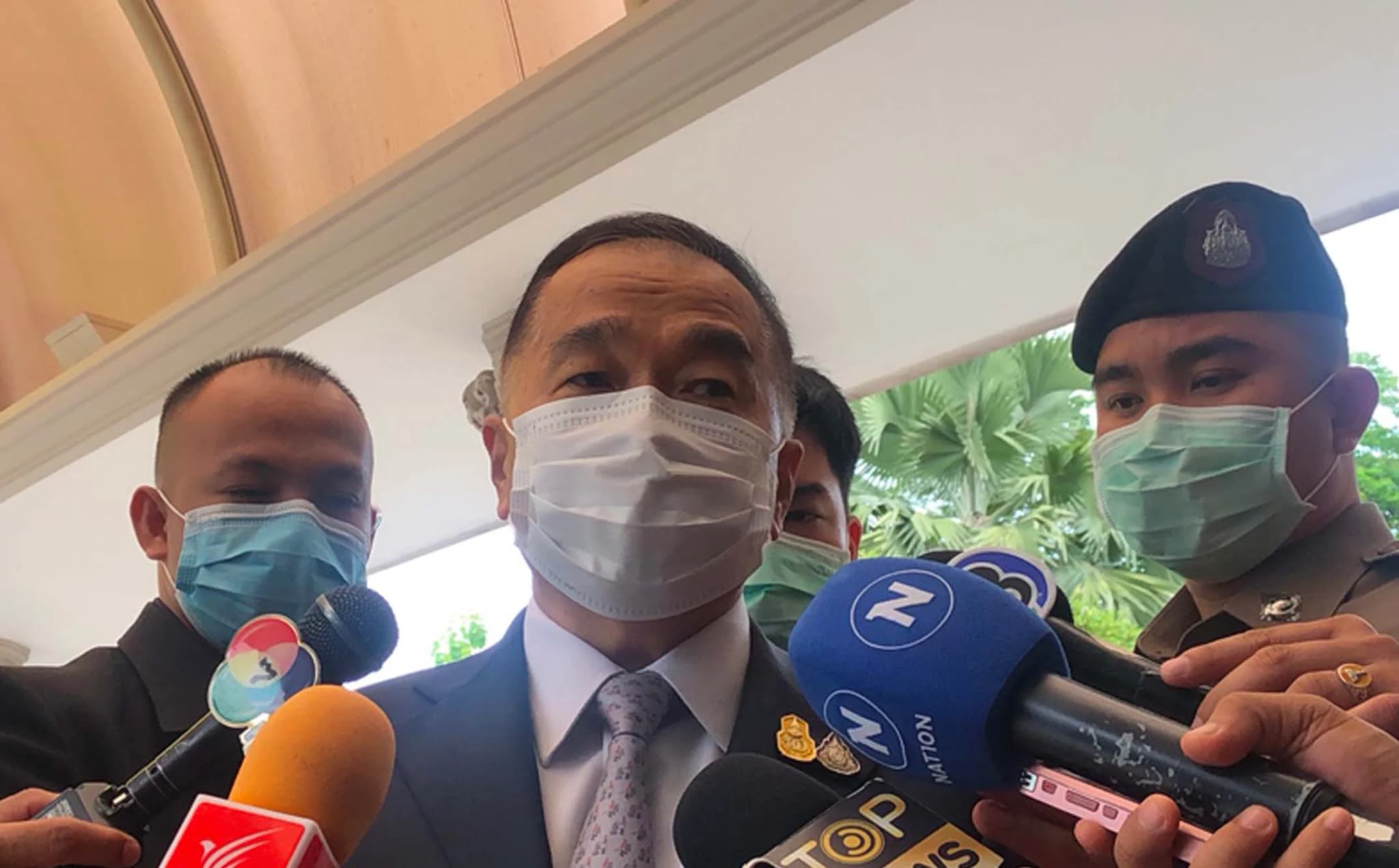 พล.อ.ณัฐพล เผยเตรียมผ่อนปรนงานก่อสร้างบางประเภท