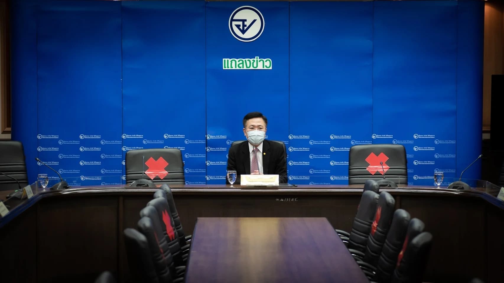 อย. แจงสาเหตุวัคซีน ‘ซิโนแวค’ มีเจลใสเพราะจัดเก็บในอุณหภูมิต่ำเกินไป พบเพียงแค่ 110 ขวด สั่งทำลายแล้ว