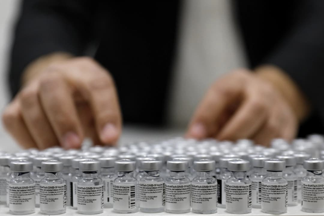 สธ.เซ็นสัญญาสั่งซื้อไฟเซอร์อีก 10 โดส คาดไทยฉีดวัคซีนครบ 100 ล้านโดสในปีนี้