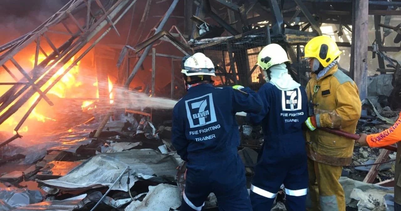 เซเว่นฯ ผุดโครงการ “เซเว่นฯ ช่วยเหลือและเชิดชูนักผจญเพลิงกิ่งแก้ว” ช่วยเหลือนักผจญเพลิง-ปชช.