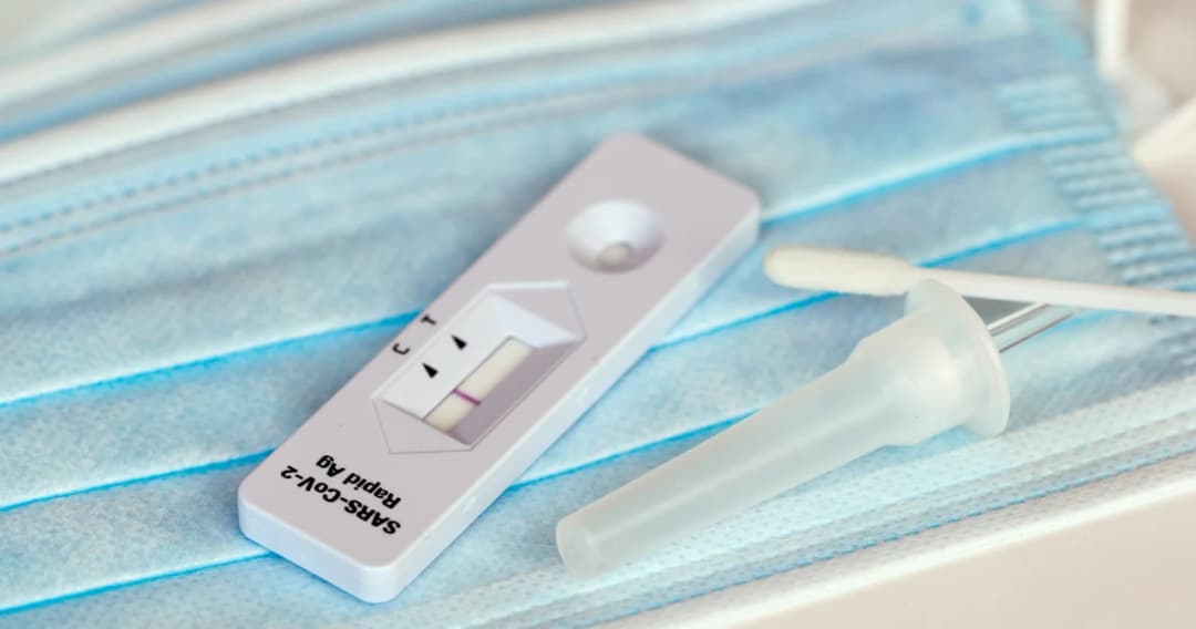 เช็กก่อนซื้อชุดตรวจโควิด Antigen กับ Antibody ไม่เหมือนกัน