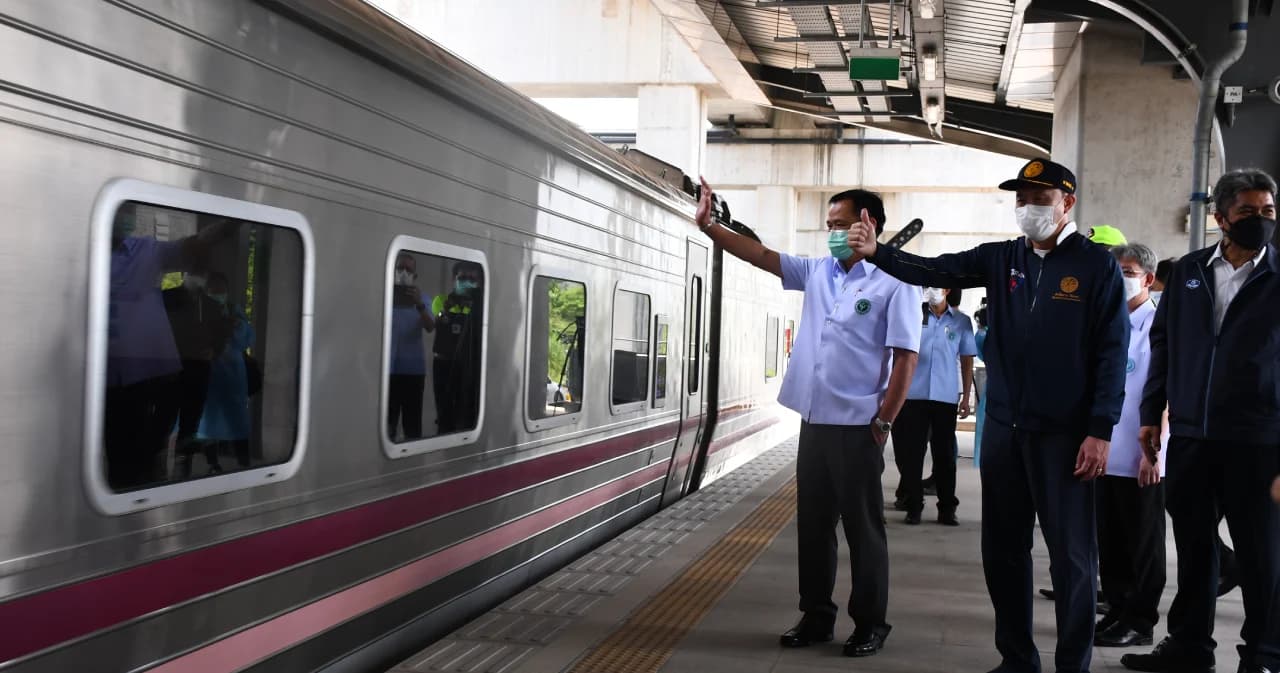 การรถไฟฯ ยืนยันไม่ได้ยกเลิกขบวนรถไฟส่งผู้ป่วยกลุ่มสีเขียวกลับภูมิลำเนา พร้อมคุมเข้มมาตรการระหว่างเดินทาง