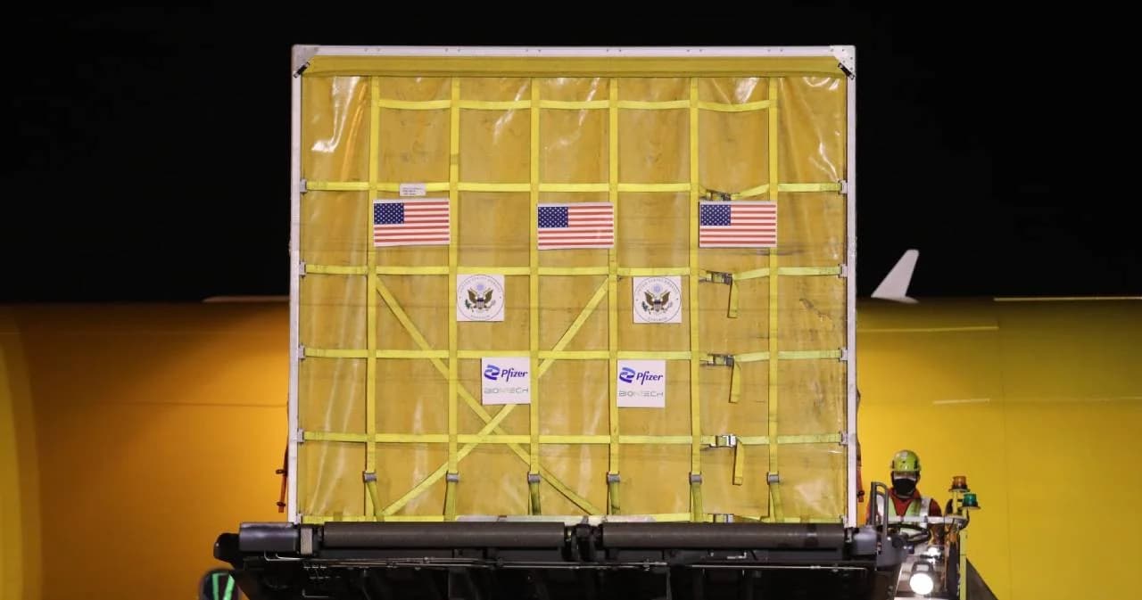 สธ.ทยอยส่งวัคซีน ‘ไฟเซอร์’ ให้บุคลากรด่านหน้ากระตุ้นเข็ม 3 เผย พื้นที่ไหนพร้อมฉีดได้เลย