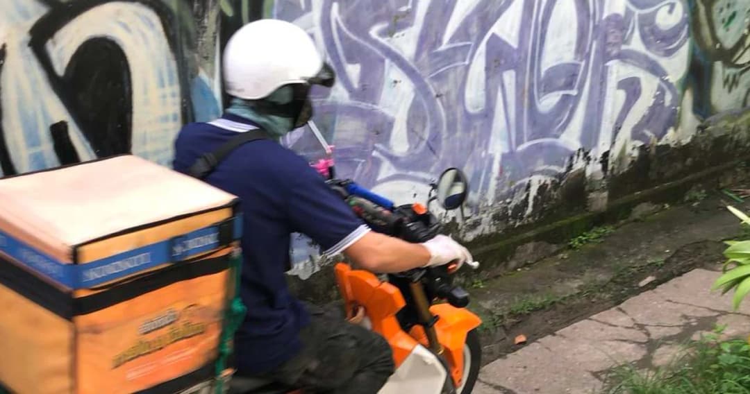 กระทรวงสาธารณสุข จัด 60 ซูเปอร์ไรเดอร์ ส่งยาด่วนให้ผู้ติดเชื้อโควิด-19 ในกรุงเทพฯ ถึงบ้าน