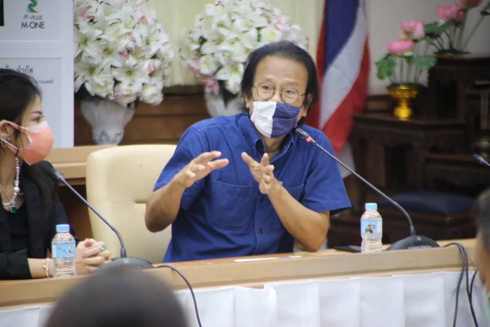 หมอทศพร ยื่นหนังสือถึง รมว.สาธารณสุขจี้ปมจัดสรรวัคซีนไฟเซอร์