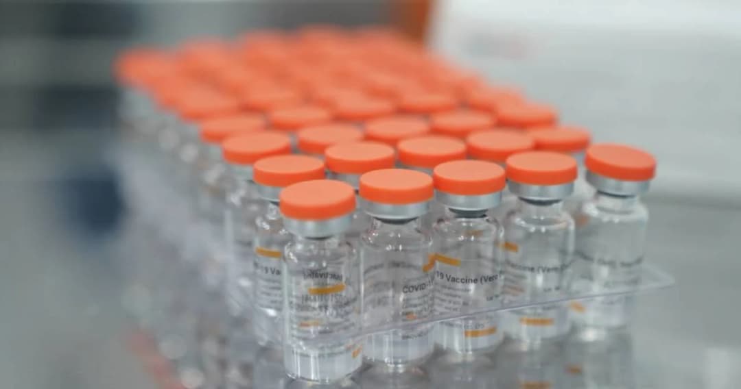 โฆษกรัฐบาล แจงซื้อ ‘ซิโนแวค’ เพิ่ม เพื่อใช้ฉีดแบบไขว้ SV+AZ เผยงานวิจัยชี้ฉีดไขว้ภูมิสูงถึง 4 เท่า