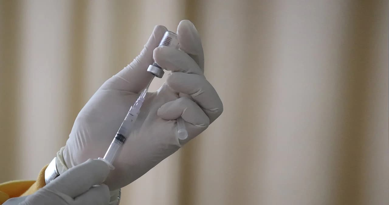 ไทยฉีดวัคซีนกว่า 25 ล้านโดส และ 8 จังหวัดฉีดให้ผู้สูงอายุเกินว่า 50% แล้ว 8 จังหวัด