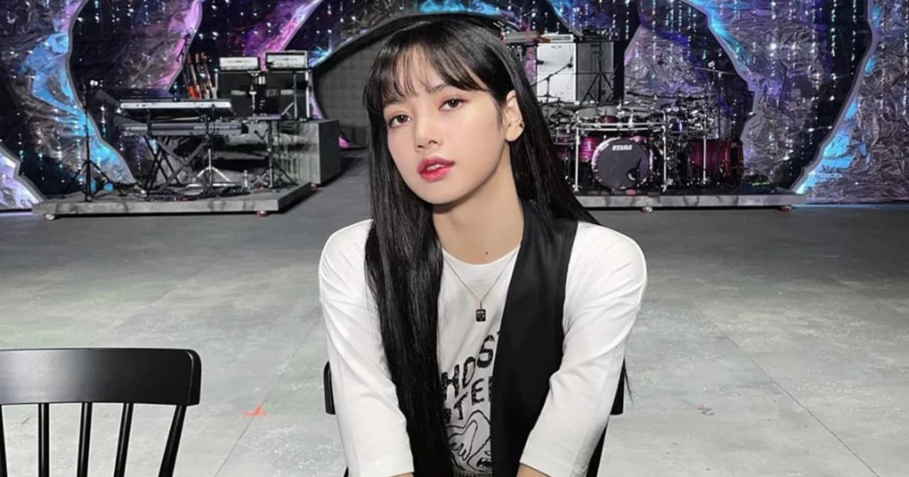 ‘ลิซ่า BLACKPINK’ ปล่อยภาพทีเซอร์เเรก เตรียมเปิดตัวโซโล่เดี่ยวเร็วๆ นี้