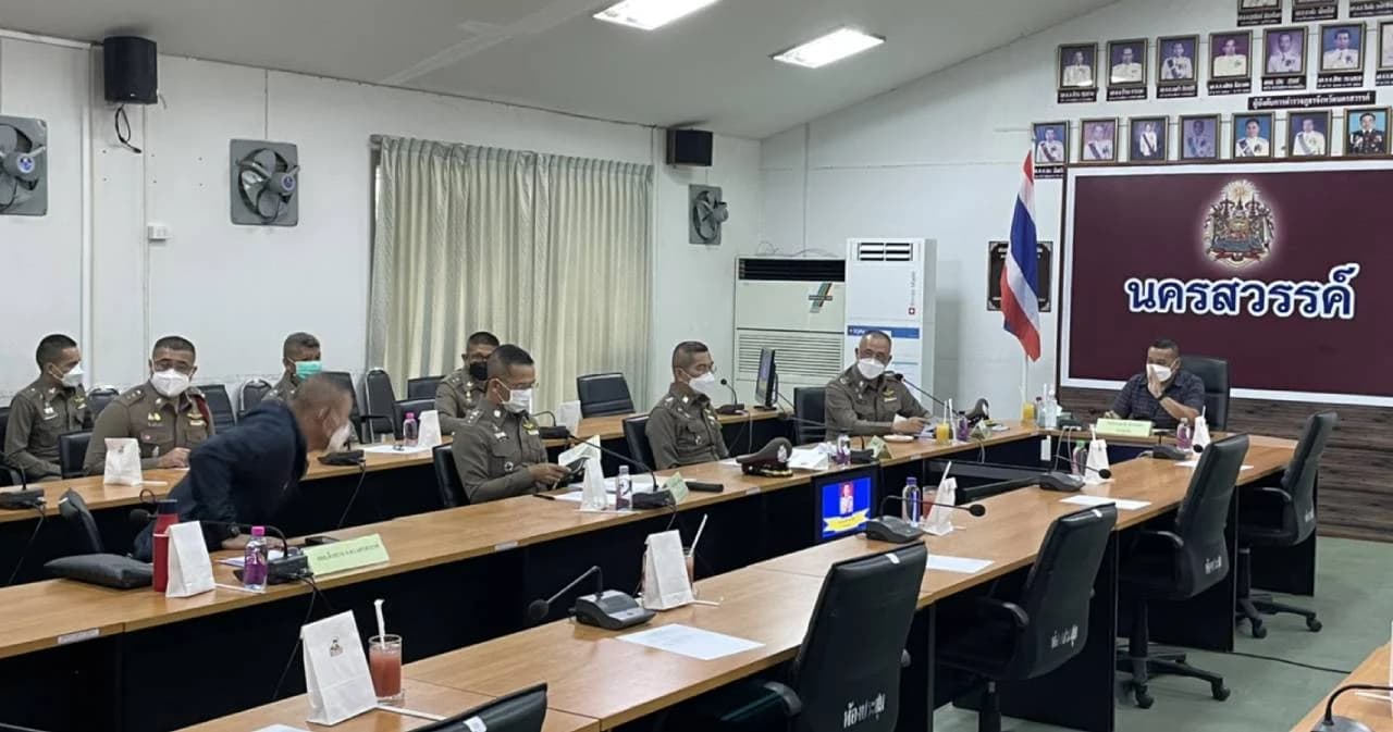 ผบ.ตร.สั่งสอบคลิป ผกก.นครสวรรค์ ใช้ถุงคลุมหัว ผตห.คดียาเสพติด รีดไถเงิน 2 ลบ. ซ้อมจนเสียชีวิต