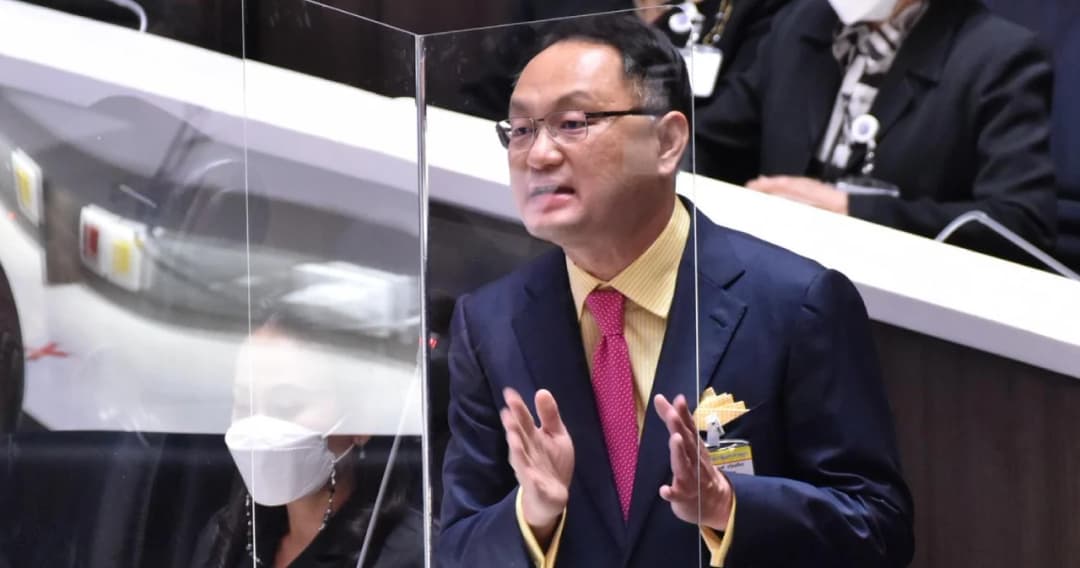 ยุทธพงศ์ แฉ รัฐบาลชุด พล.อ.ประยุทธ์ ทุจริตตัดต่อรูป ‘สีจิ้นผิง’ ลงนามซื้อ ‘เรือดำน้ำ’