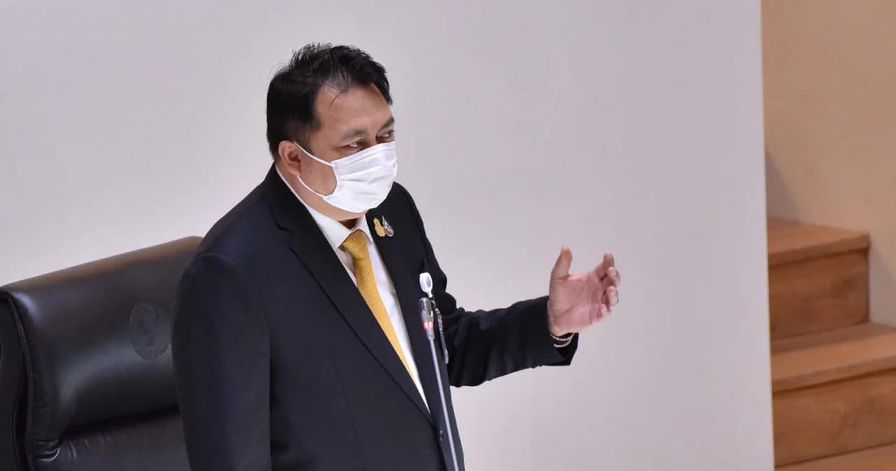 รมว.แรงงาน ปัดไม่รู้จักขบวนการแรงงานเถื่อน ชี้หากไม่มีใบอนุญาตดำเนินคดีหมด