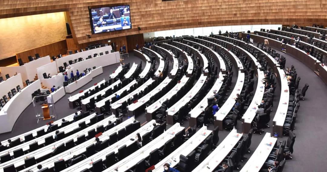 สภาเสียงเอกฉันท์ ผ่านกฎหมายพืชกระท่อม ปลูก-ใช้เสรี