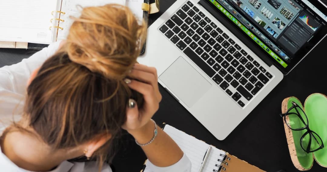 เปิดสถิติคนไทยฆ่าตัวตายสูงขึ้นทุกปี สาเหตุมาจากความสัมพันธ์คนใกล้ชิด และปัญหาเศรษฐกิจในยุคโควิด-19