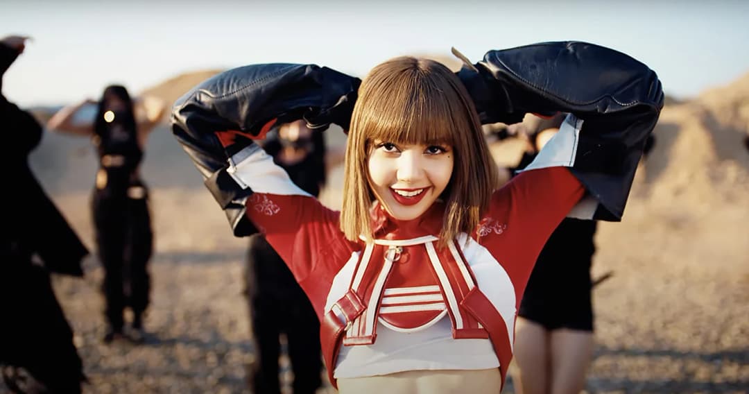 ‘LALISA’ สร้างสถิติใหม่ส่ง ‘ลิซ่า’ ขึ้นแท่นศิลปินเดี่ยวที่มียอดวิวเอ็มวีบนยูทูบทะลุ 100 ล้านเร็วที่สุด