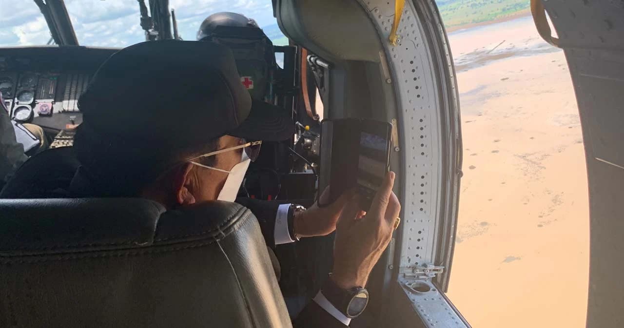 นายกฯ ขึ้นฮ.ดูอ่างเก็บน้ำลำเชียงไกร ก่อนไปชัยภูมิ บอกภัยธรรมชาติเดี๋ยวมันก็มาเดี๋ยวก็ไป ยันรัฐดูแลเต็มที่