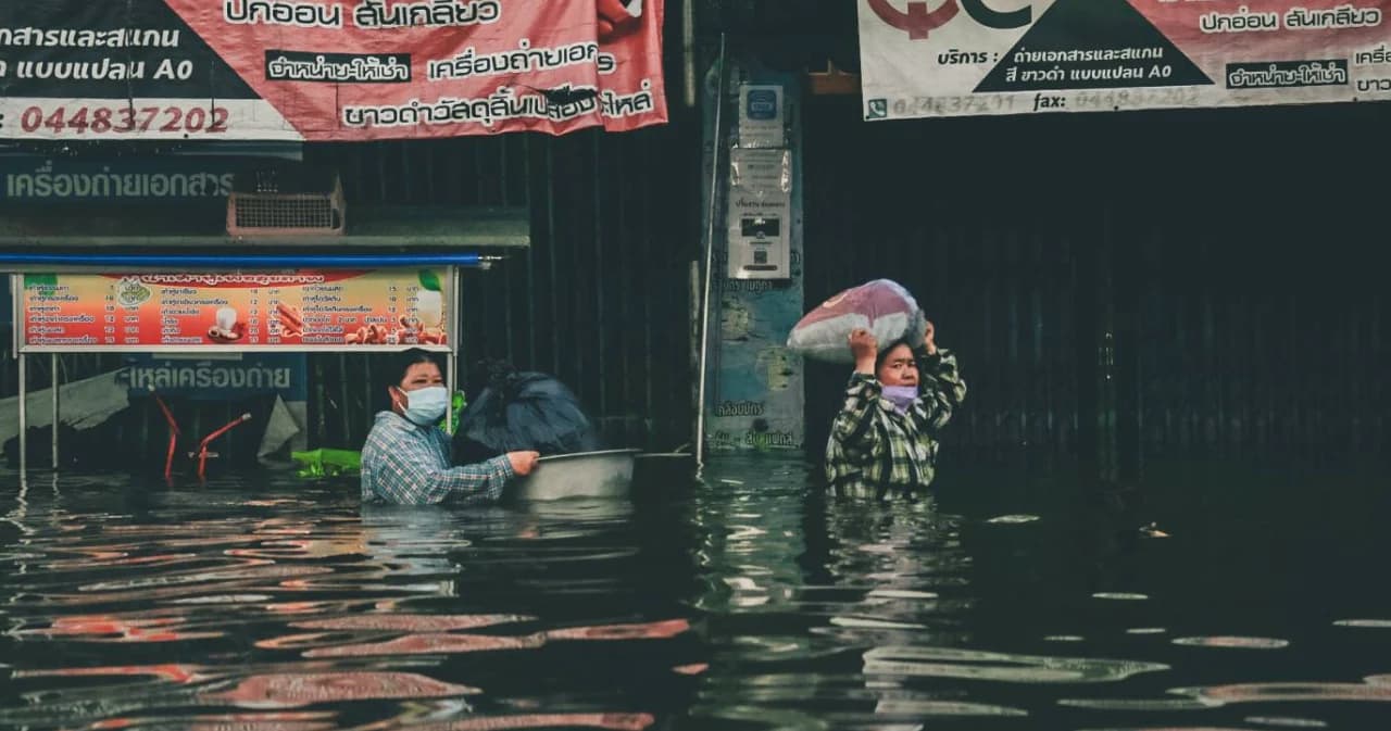 กรมชลประทาน เตือน 3 จังหวัด เหนือเขื่อนเจ้าพระยา เตรียมรับมือน้ำจะสูงขึ้น 20 ซม.