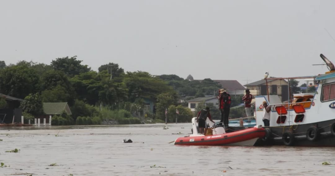 ยุติกู้ซากเรือล่ม หน้าวัดพนัญเชิงฯ พร้อมเปิดเส้นทางเดินเรือขนสินค้าตามปกติ หลังกระทบผู้ประกอบการ