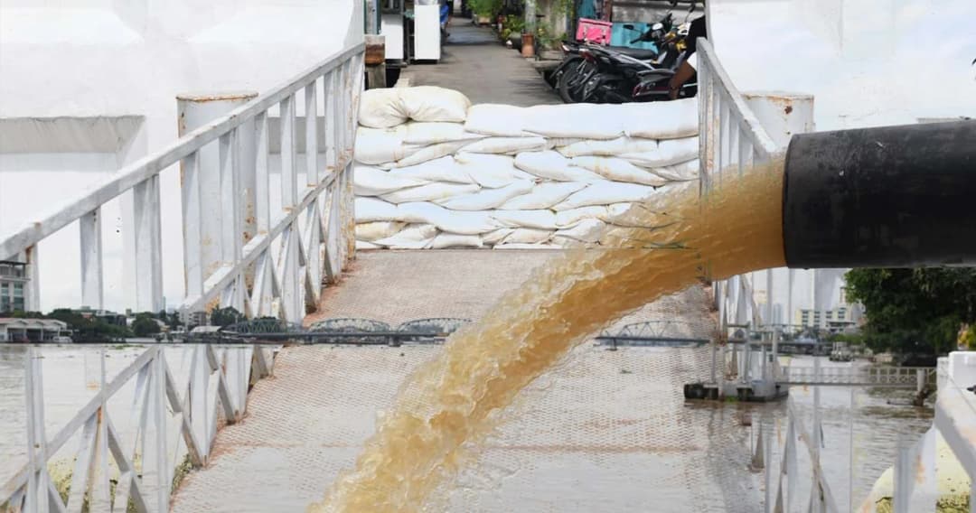 กทม. แจ้งเตือนชุมชนนอกคันกั้นน้ำแม่น้ำเจ้าพระยา ติดตามใกล้ชิด  7 – 10 ต.ค. ระดับน้ำสูงขึ้น 30 – 50 ซม.