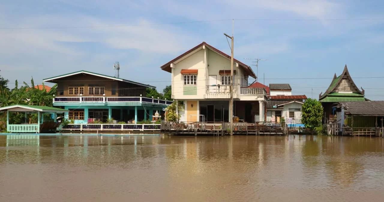 ปทุมธานี แจ้งพื้นที่ริมเจ้าพระยาเฝ้าระวังน้ำท่วม 7-10 ต.ค.