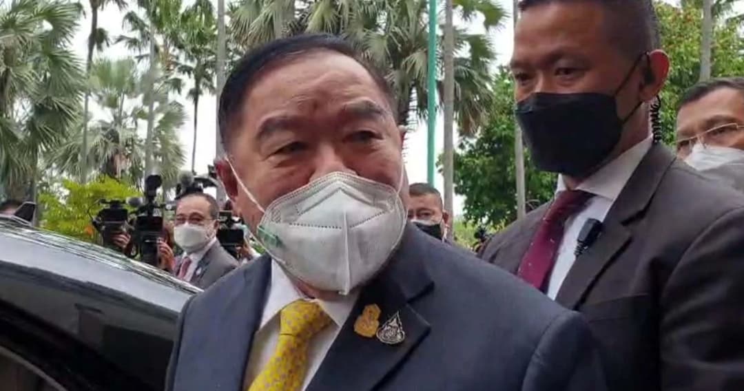 ‘พล.อ.ประวิตร’ ไม่ยืนยัน พปชร. จะมีแคนดิเดตนายกฯ เป็น ‘พล.อ.ประยุทธ์’ เพียงคนเดียวหรือไม่