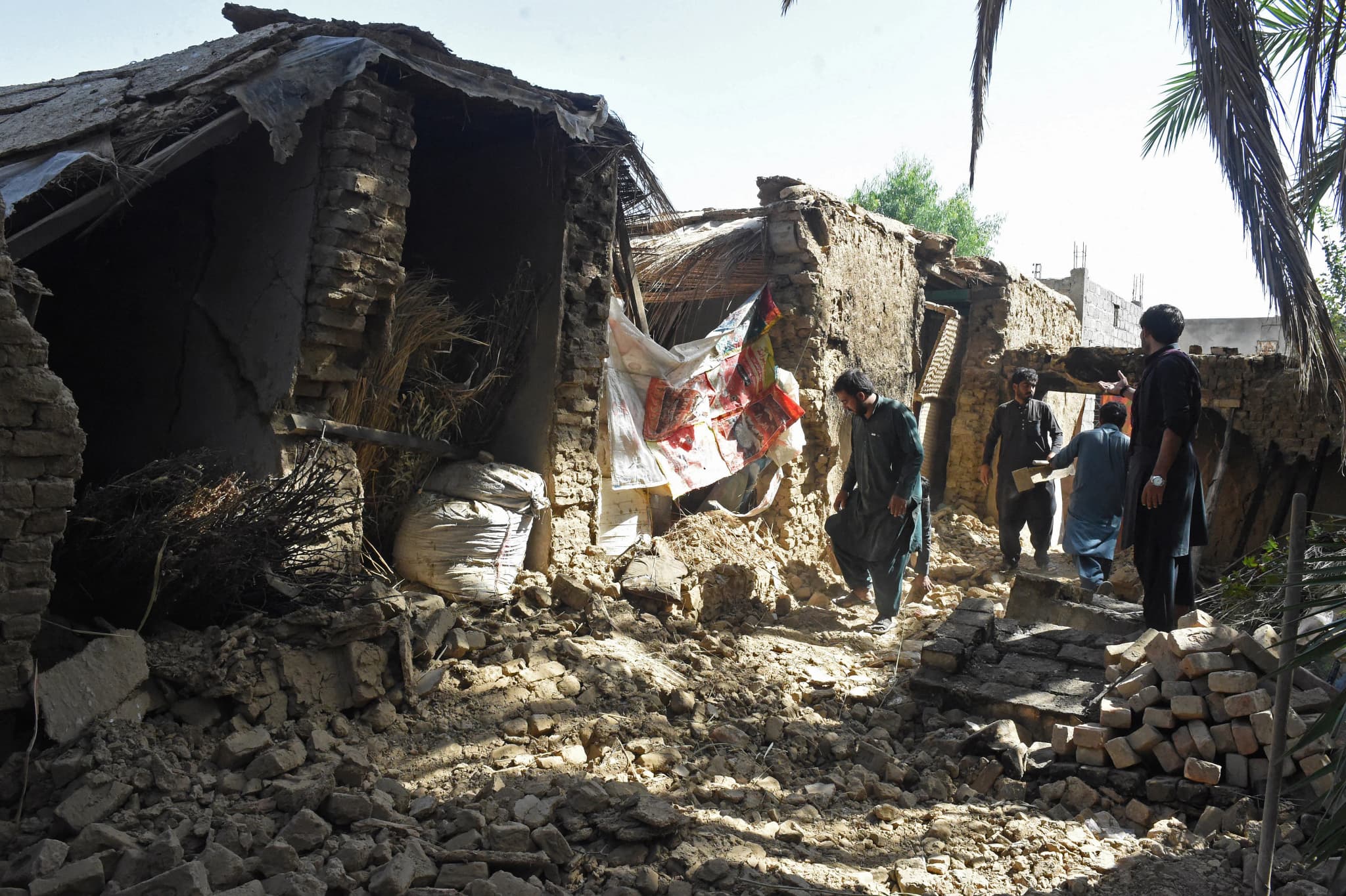 เกิดแผ่นดินไหว 5.9 ในปากีสถาน เหมืองถ่านหิน-บ้านเรือนถล่ม เสียชีวิตแล้วอย่างน้อย 20 ราย