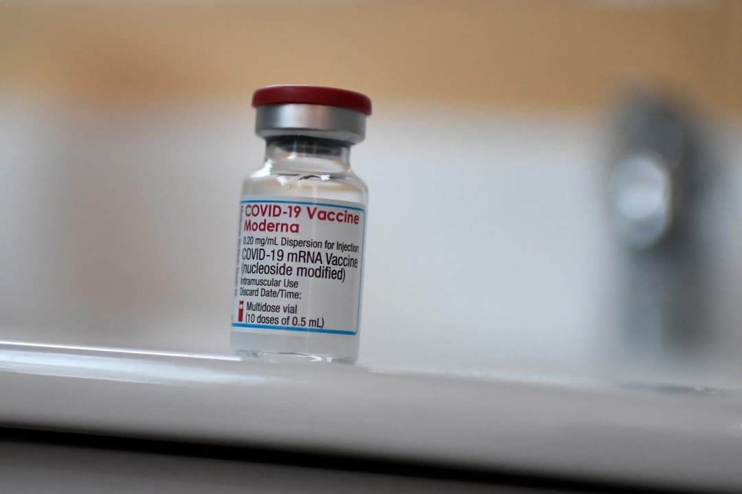 ฟินแลนด์หยุดฉีดวัคซีน ‘โมเดอร์นา’ ให้ผู้ชายอายุต่ำกว่า 30 ปี พบเสี่ยงผลข้างเคียงมากกว่ากลุ่มอื่น