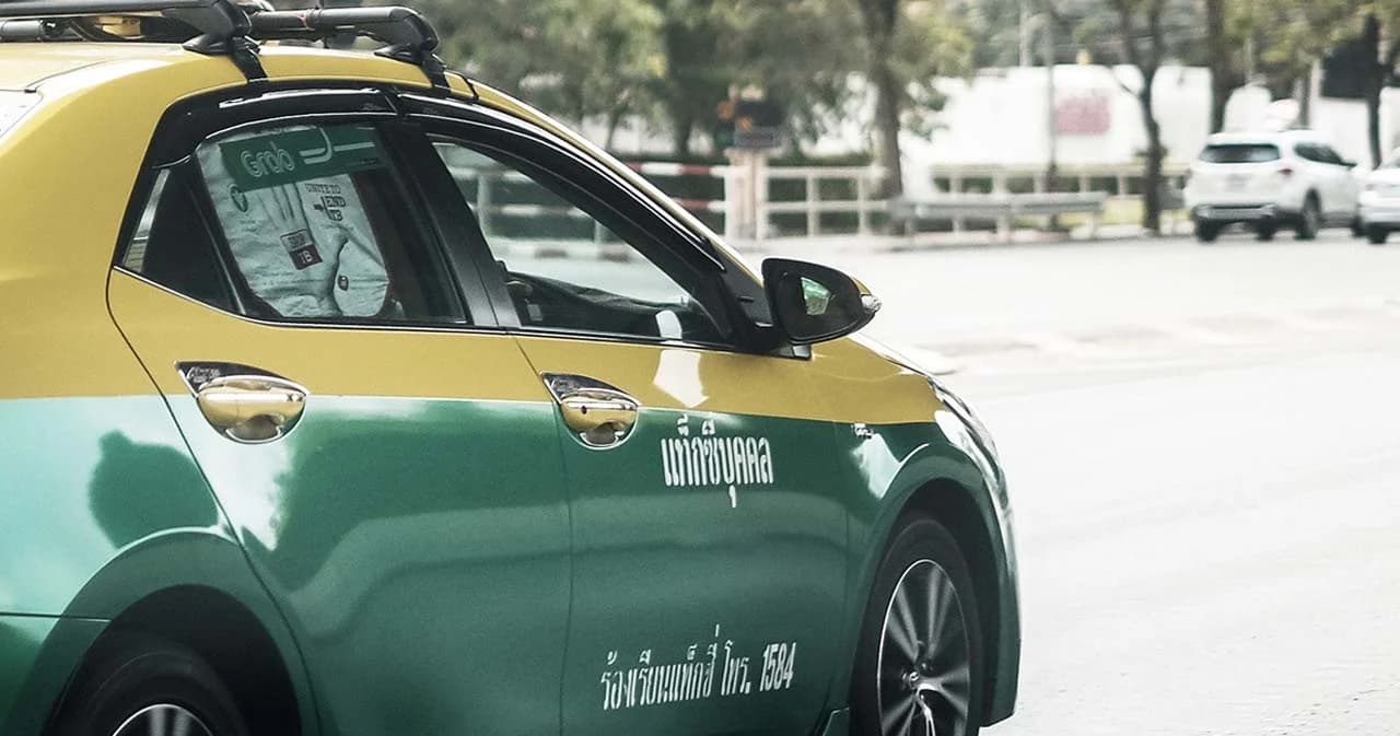 เช็กเงื่อนไข เงินเยียวยาโควิด กลุ่มคนขับแท็กซี่-มอเตอร์ไซค์รับจ้าง อายุเกิน 65 ปี ใน 29 จังหวัด รับคนละ 5,000 – 10,000 บาท