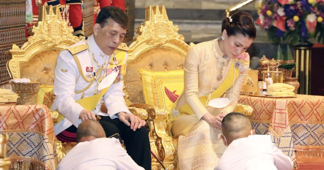 ในหลวง พระราชินี เสด็จฯ พระราชพิธีทรงบำเพ็ญพระราชกุศล เนื่องในวันคล้ายวันสวรรคต รัชกาลที่ 9