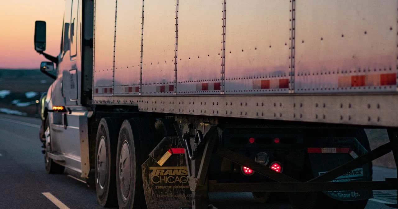 เช็กเส้นทาง ‘ม็อบรถบรรทุก’ เคลื่อนขบวนรอบกรุงจี้รัฐแก้ปัญหาน้ำมันแพง