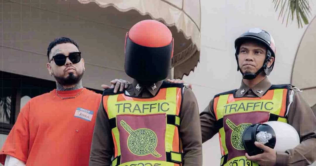 ‘หนุ่ม กะลา’ พลิกคาแร็กเตอร์ MV ‘กลับไปก่อนได้ไหม’ Ft.URBOYTJ