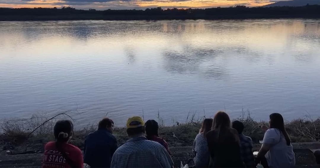 เพจ พิสูจน์บั้งไฟพญานาค  แฉรายชื่อหมู่บ้านยิงกระสุนหลอก นัดยื่นเรื่องหน้าสถานทูตลาวพรุ่งนี้