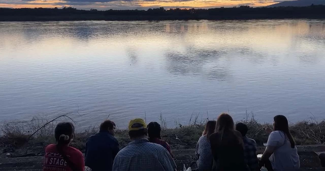 เพจ พิสูจน์บั้งไฟพญานาค แฉรายชื่อหมู่บ้านยิงกระสุนหลอก นัดยื่นเรื่องหน้าสถานทูตลาวพรุ่งนี้