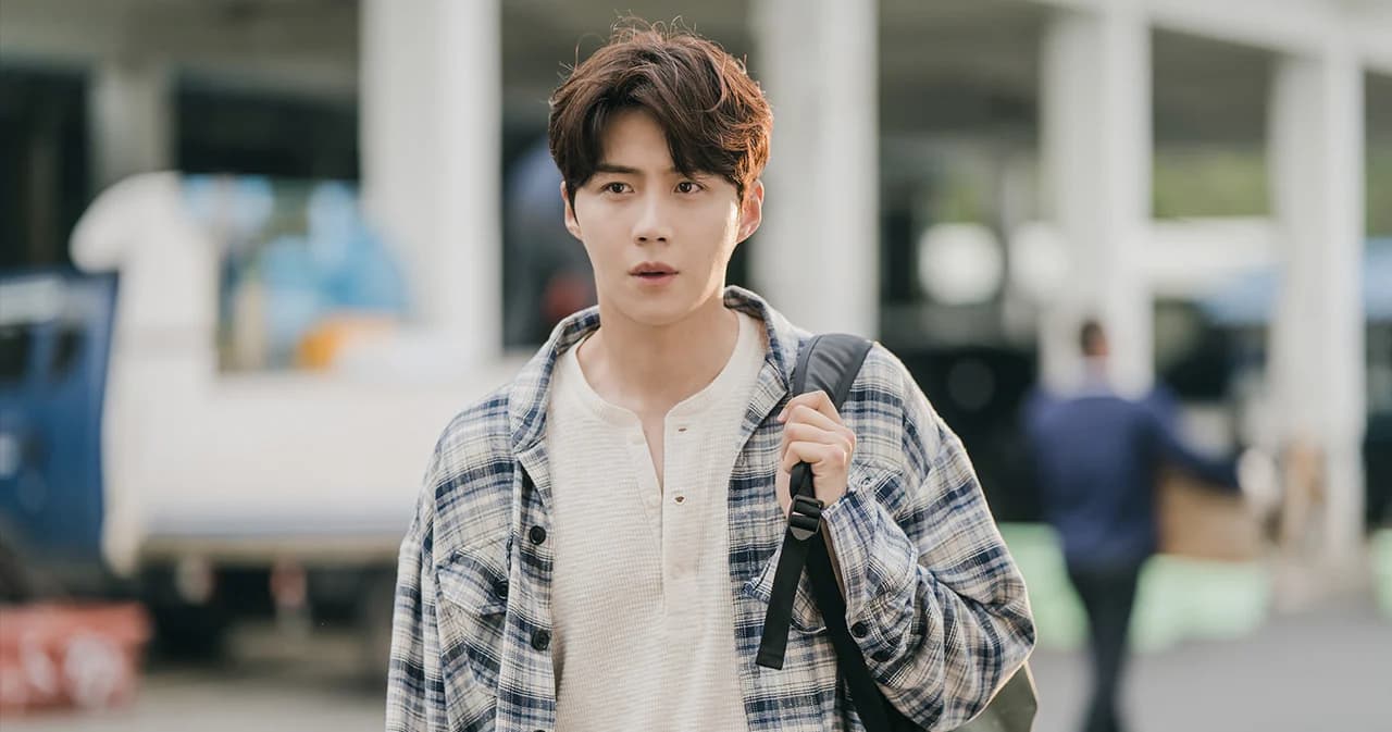 ‘Dispatch’ เปิดอีกมุม อาจจะหนังคนละม้วน กรณีข่าวฉาวความสัมพันธ์ ‘คิมซอนโฮ-อดีตแฟนสาว’