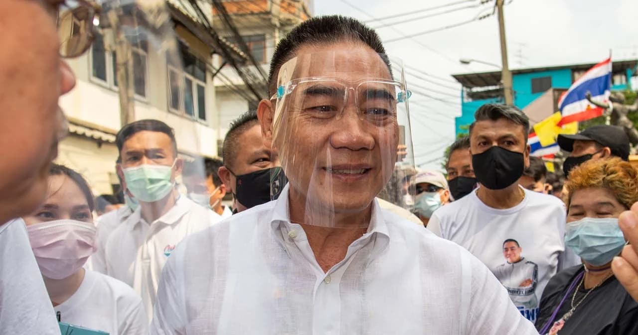 สะพัด ‘พล.ต.อ.จักรทิพย์’ จะไม่ลงสมัคร ผู้ว่าฯ กทม. แล้ว เปิดทางให้ ‘พล.ต.อ.อัศวิน’