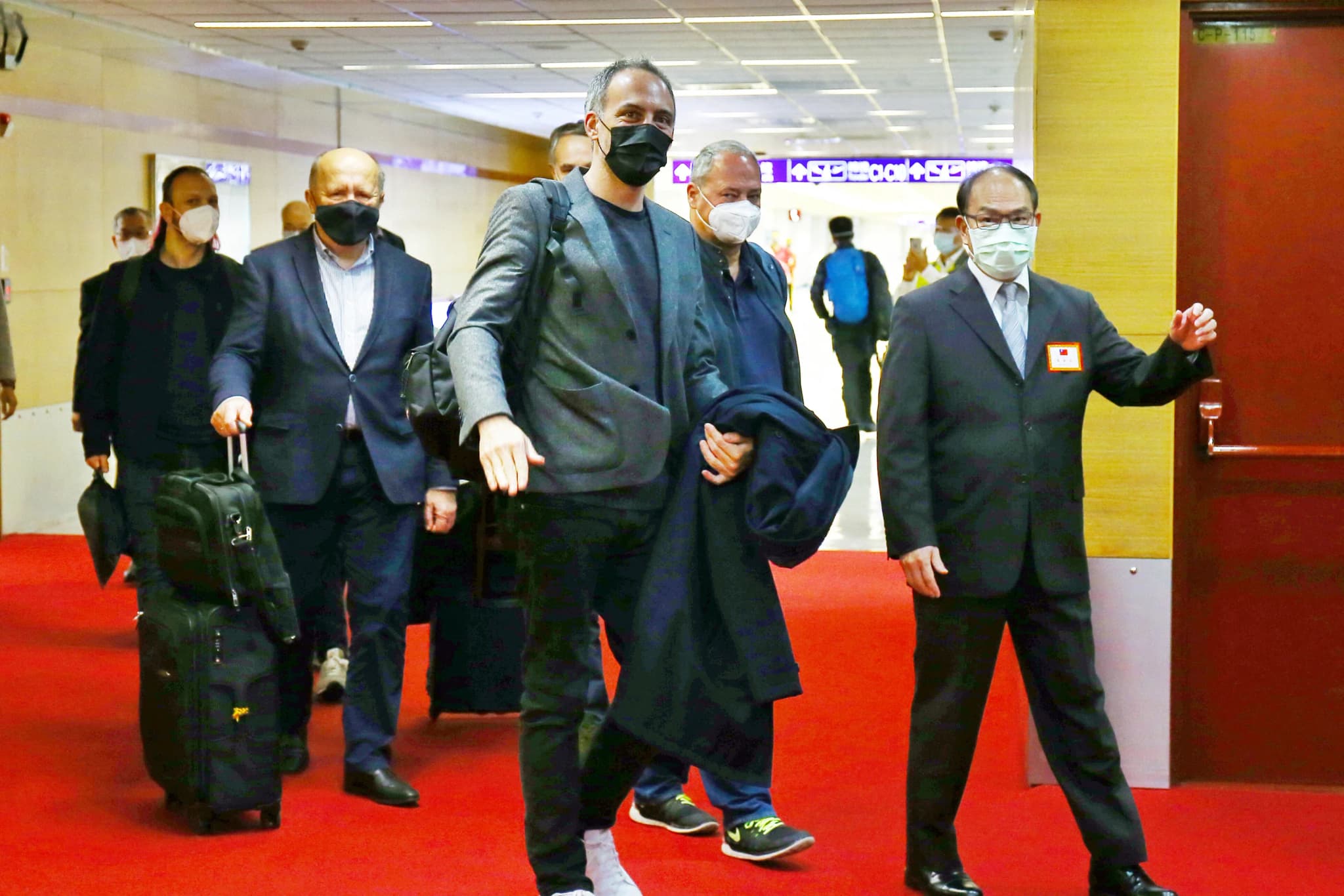 คณะผู้แทนรัฐสภายุโรป เยือนไต้หวันอย่างเป็นทางการ ไม่สนเสียงคัดค้านจากจีน