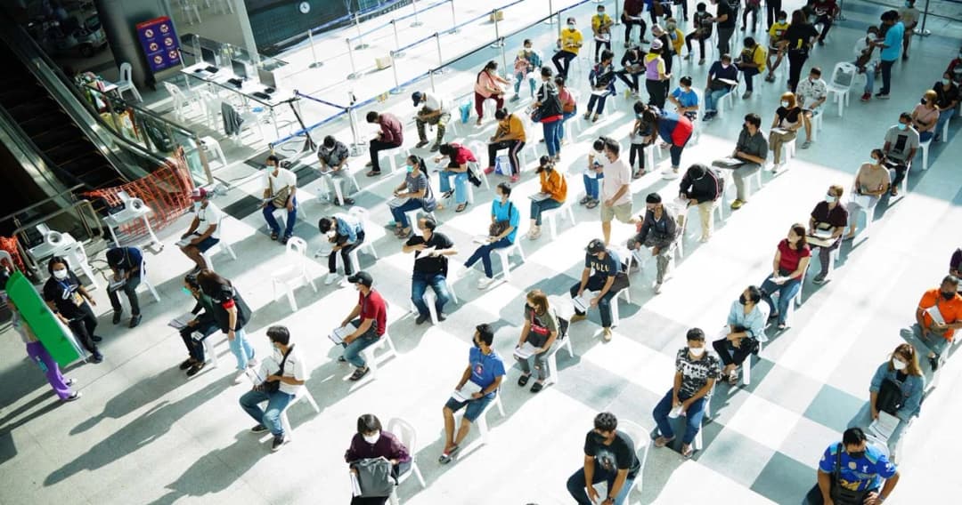 คนต่างจังหวัดฉีดเข็ม 1 แล้ว Walk-in รับแอสตร้าเข็ม 2 ได้ทุกวัน ที่ศูนย์ฯ บางซื่อ