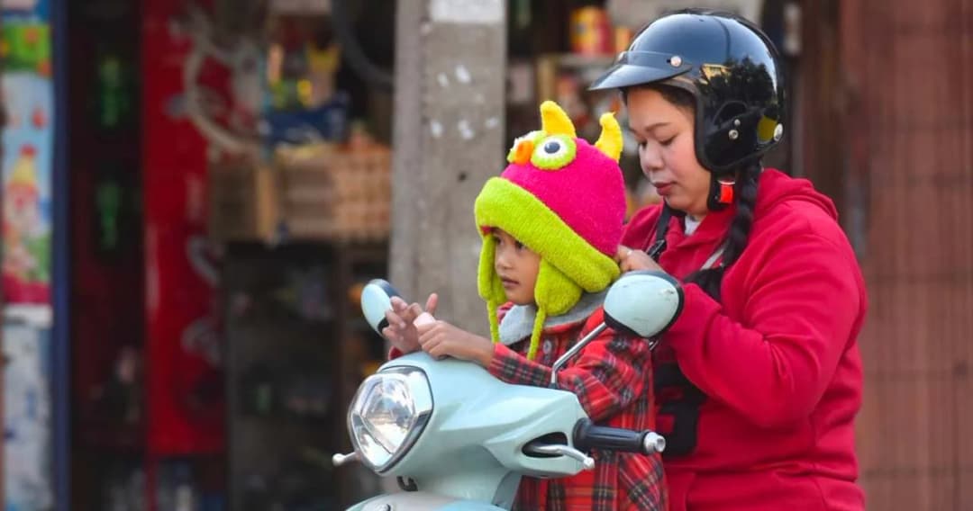 กรมอุตุฯ เผยภาคอีสานอากาศเย็น ลมแรง อุณหภูมิลดลง 3 – 5 องศาฯ